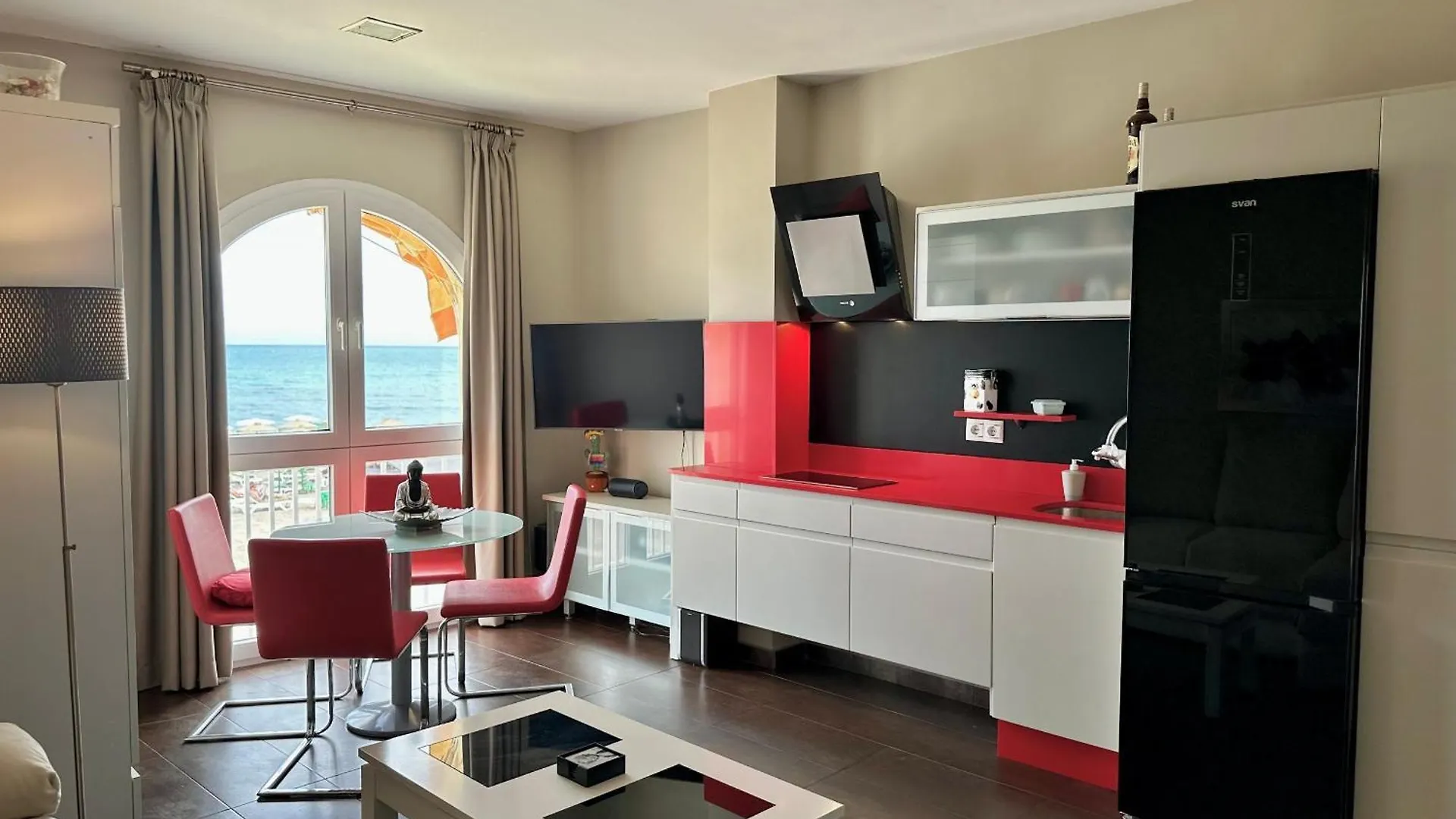 Casa Carihuela - Primera Linea Torremolinos